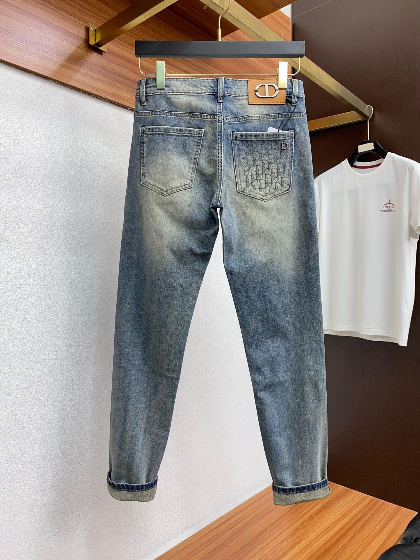 WASHED DENIM LOGO JEANS