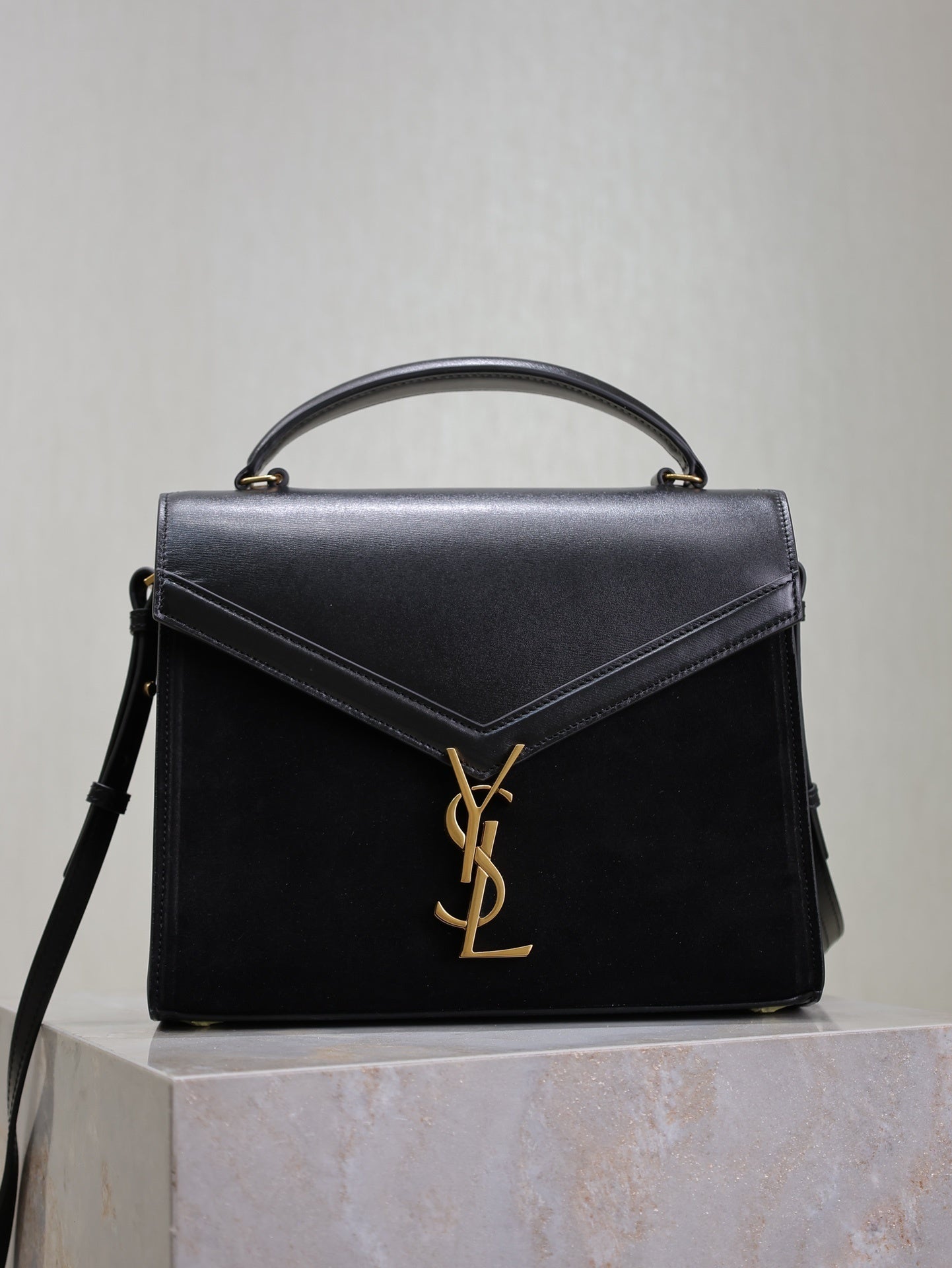 STRUCTURED TOP-HANDLE ENVELOPE BAG