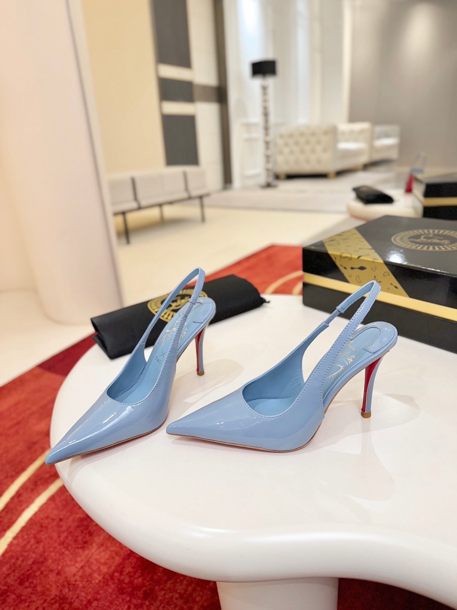 LIGHT BLUE PATENT SLINGBACK HEELS