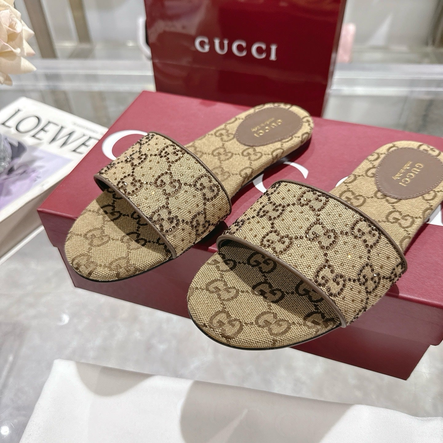 BEIGE PATTERNED SLIDE SANDALS