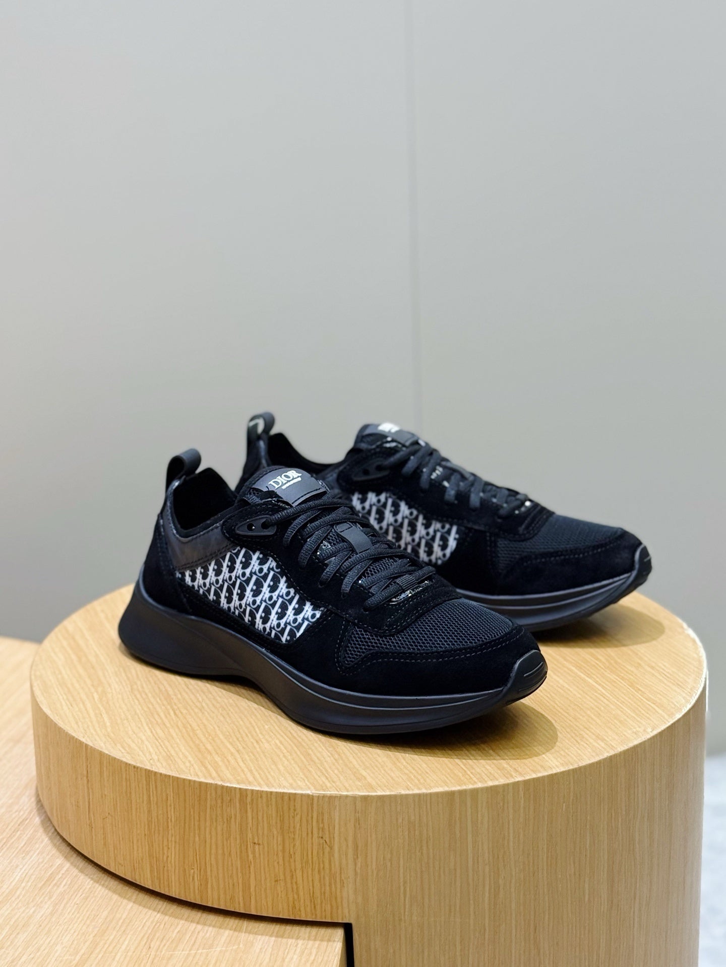 BLACK MONOGRAM PANEL SPORT SNEAKERS