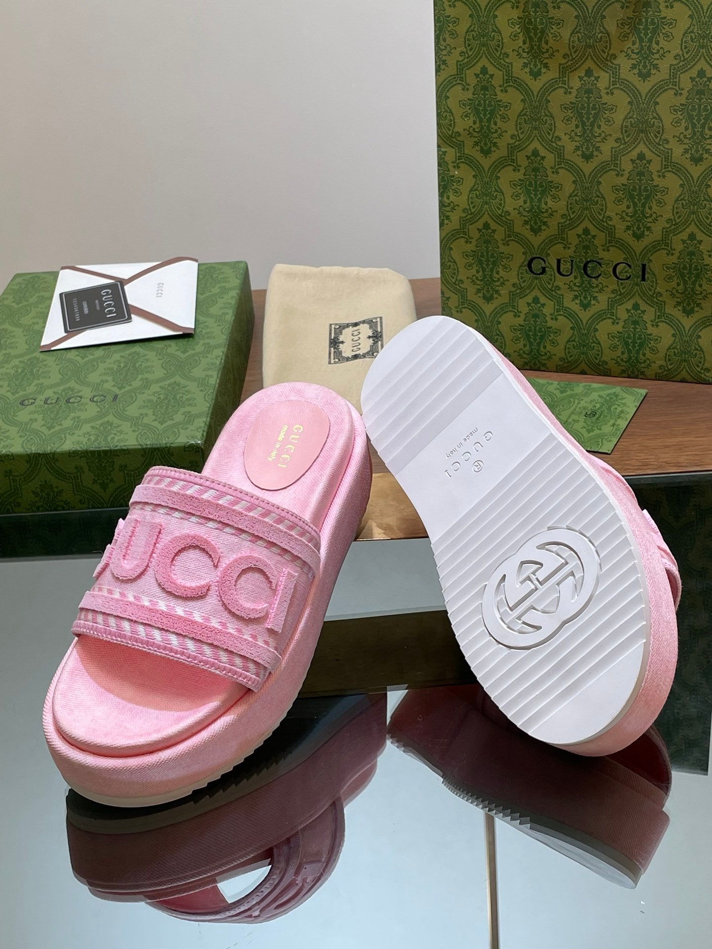 PINK LOGO PLATFORM SLIDE SANDALS