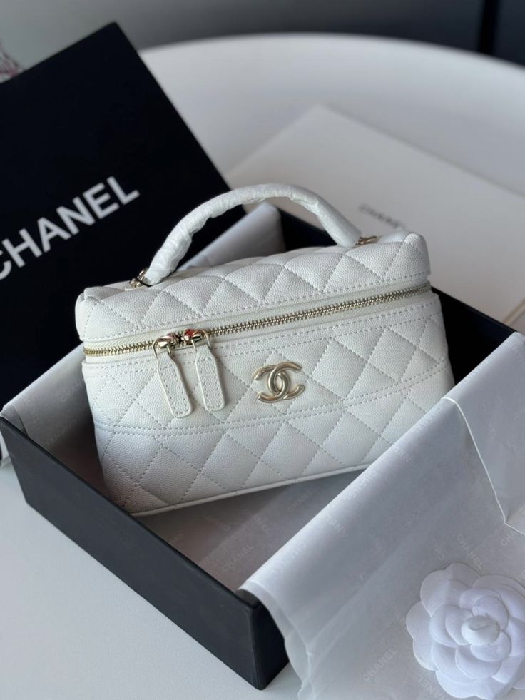 CLASSIC QUILTED MINI VANITY STORAGE BAG