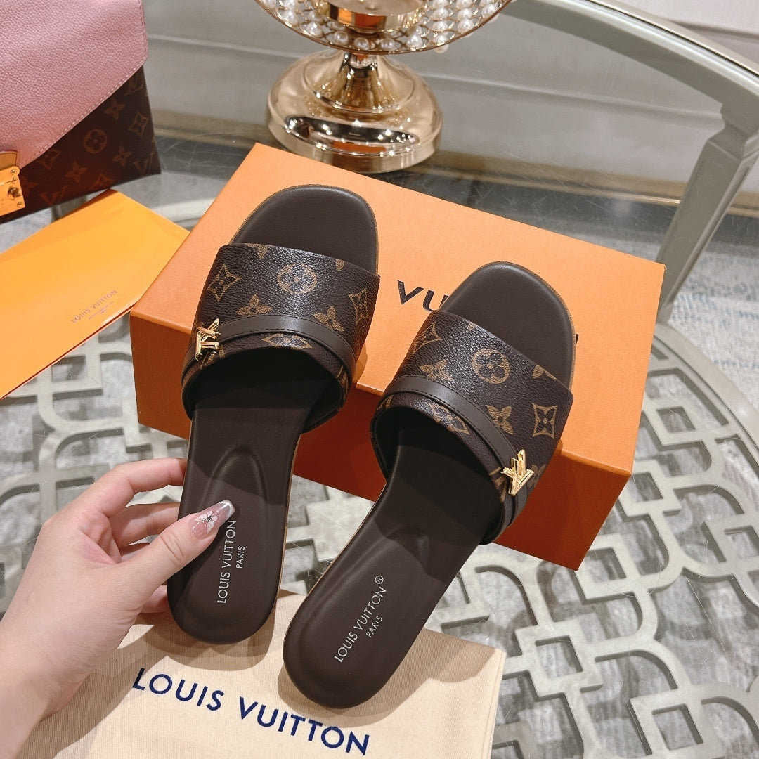 CLASSIC MONOGRAM FLAT SLIDE SANDALS