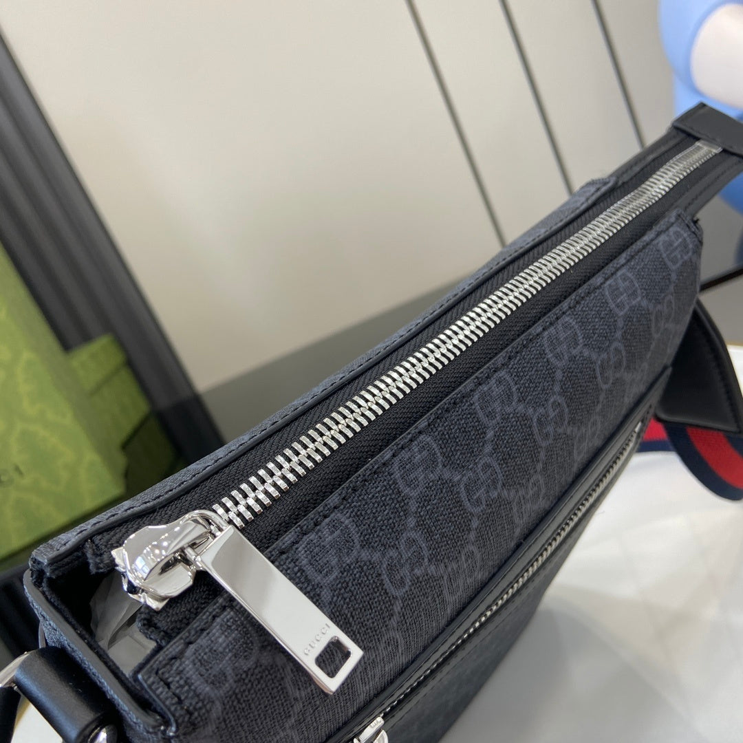 COMPACT CANVAS CROSSBODY BAG
