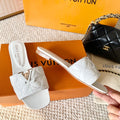 QUILTED LEATHER LOGO SLIDE SANDALS – WHITE