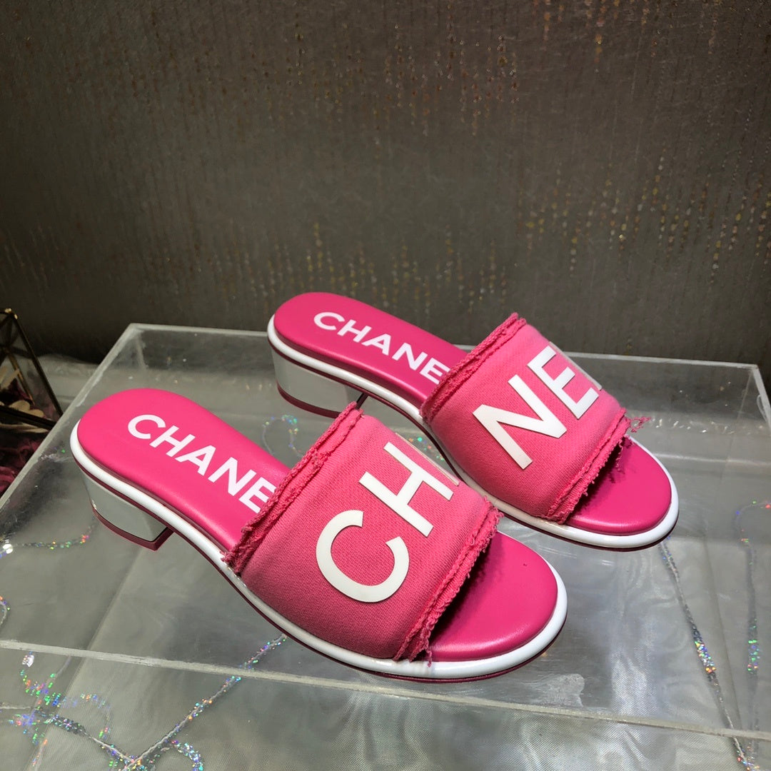 PINK LOGO SLIDES