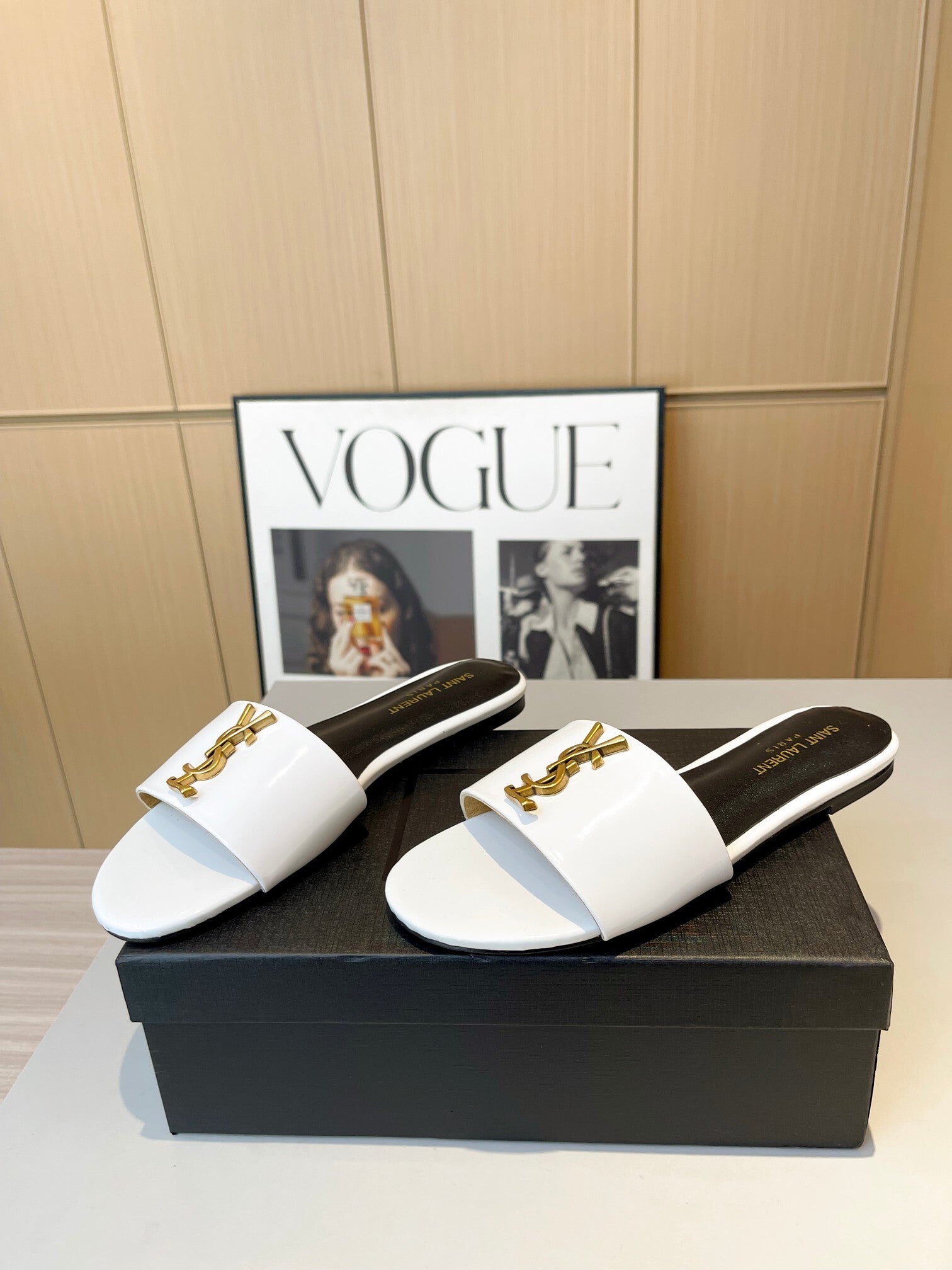 WHITE PATENT SLIDE SANDALS