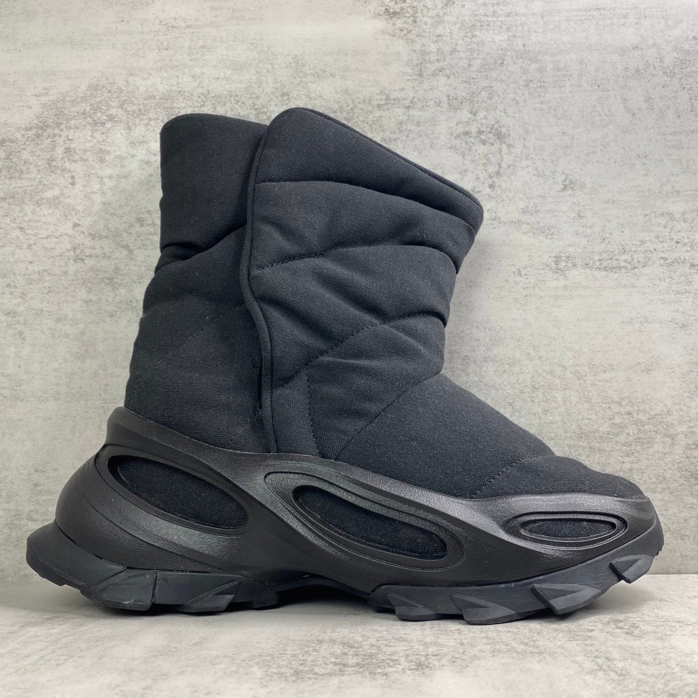 BLACK PADDED UNISEX WINTER SNOW BOOTS