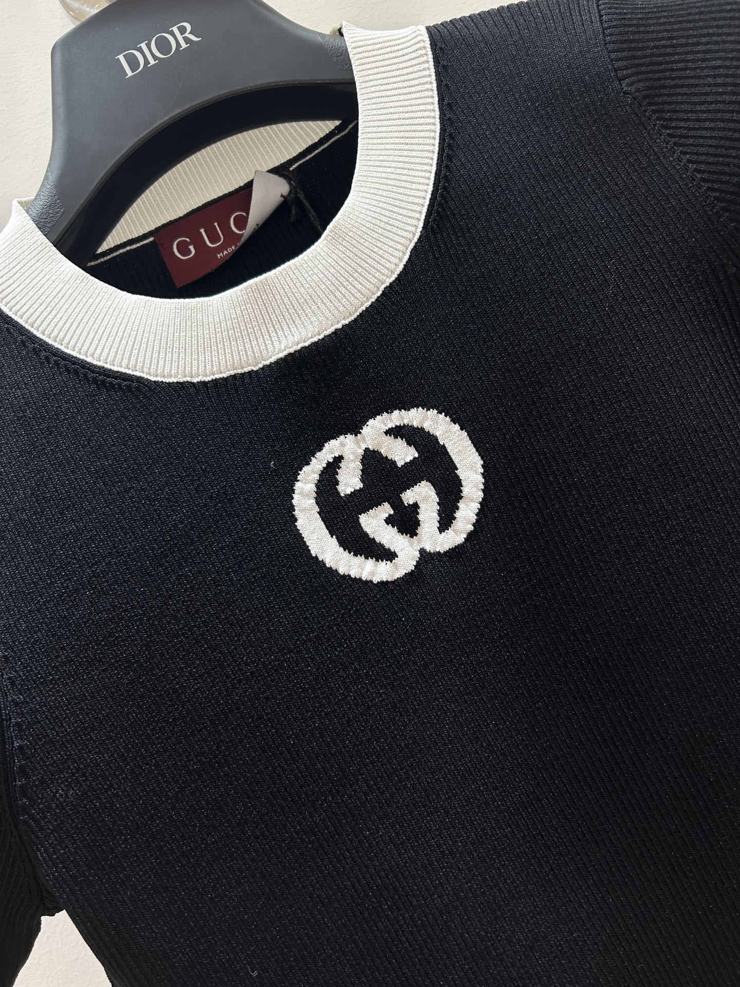 BLACK CONTRAST TRIM KNIT TOP