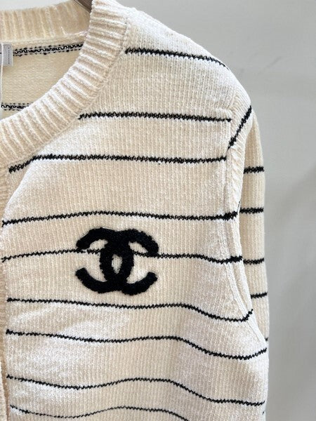 STRIPED BUTTON KNIT CARDIGAN