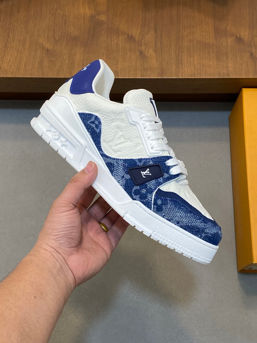 WHITE & BLUE MONOGRAM LOW-TOP SNEAKERS