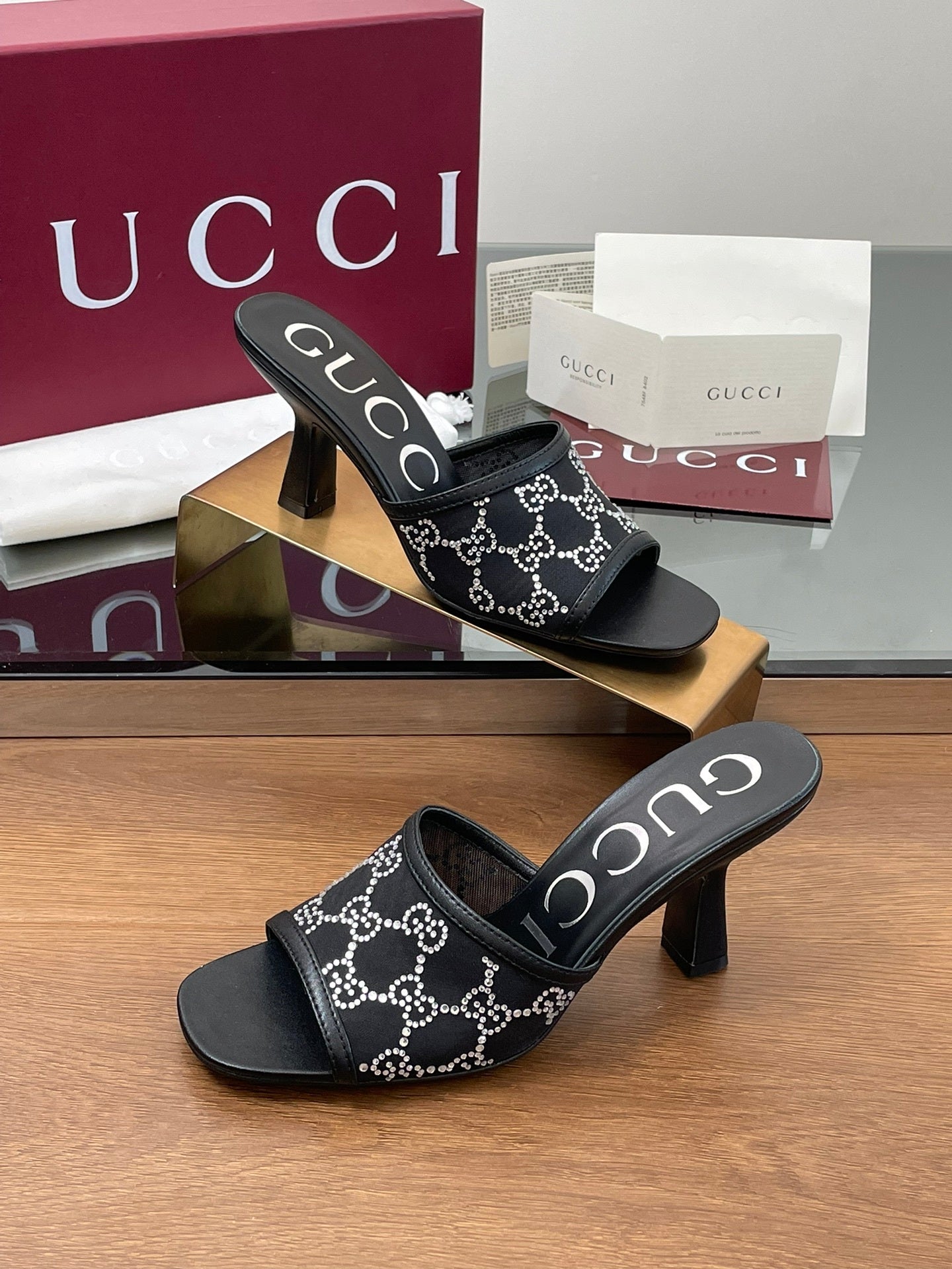 BLACK CRYSTAL PATTERN HEEL SLIDES