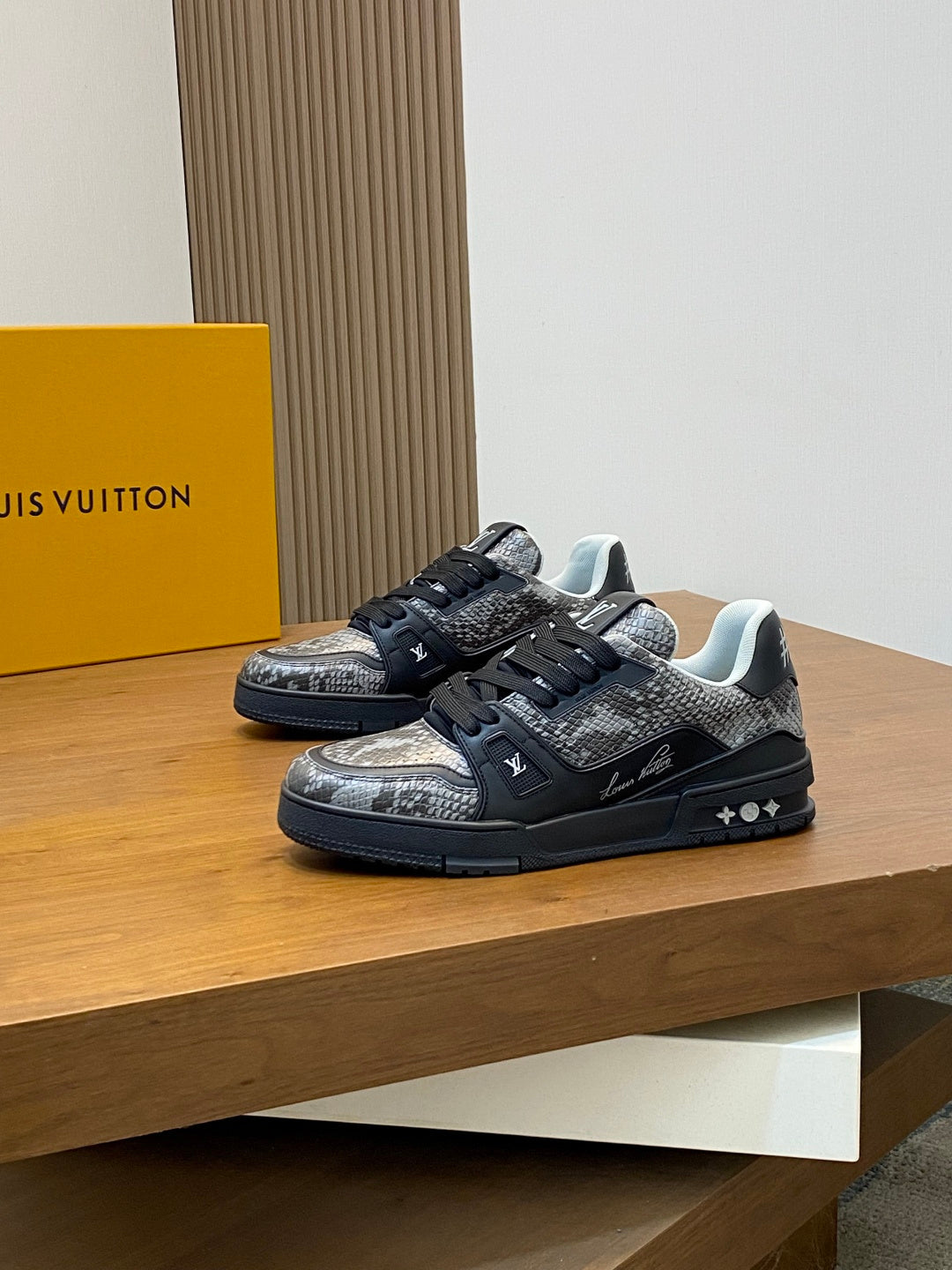 BLACK & GREY SNAKESKIN LOW-TOP SNEAKERS