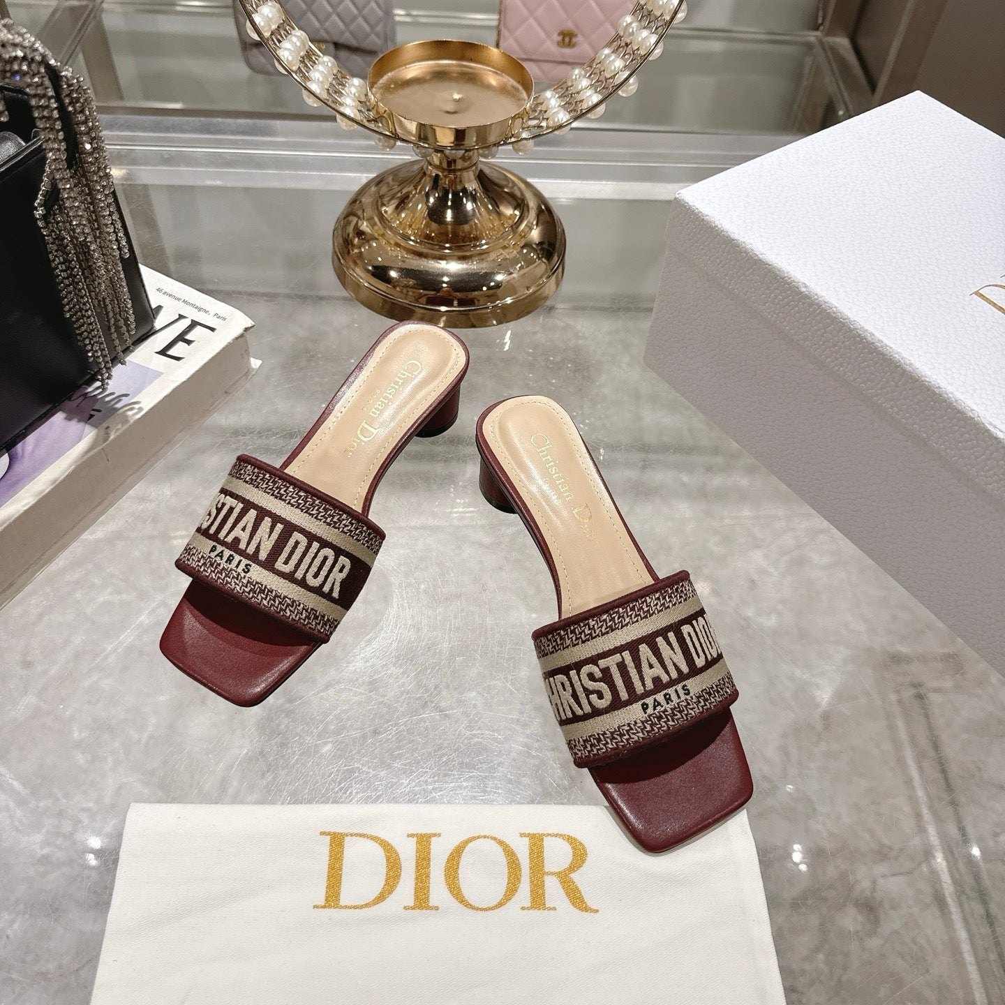LOGO JACQUARD LOW HEEL MULES – BURGUNDY