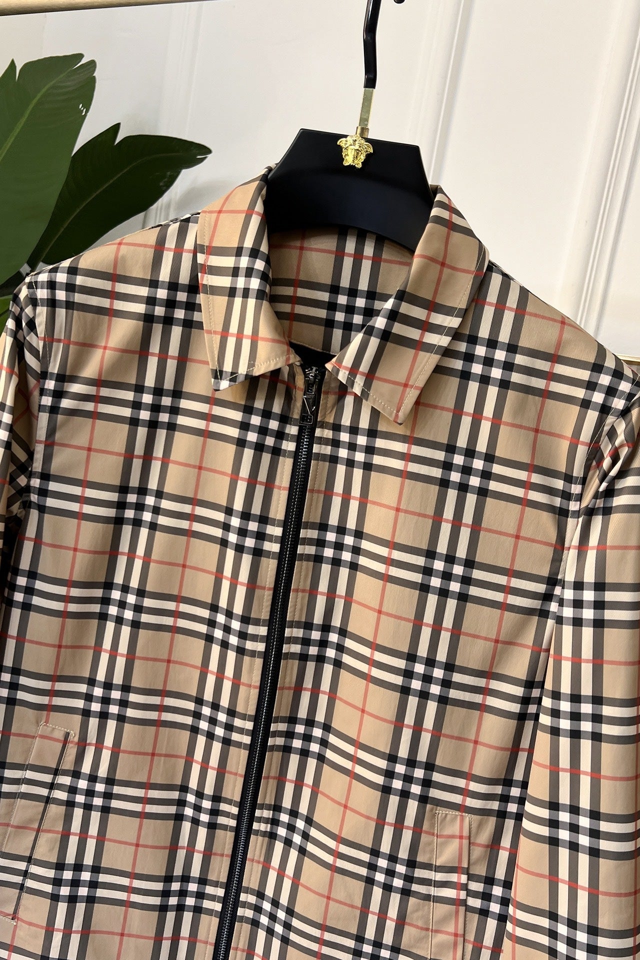 CLASSIC CHECK ZIP-UP JACKET WITH ELASTICATED CUFFS