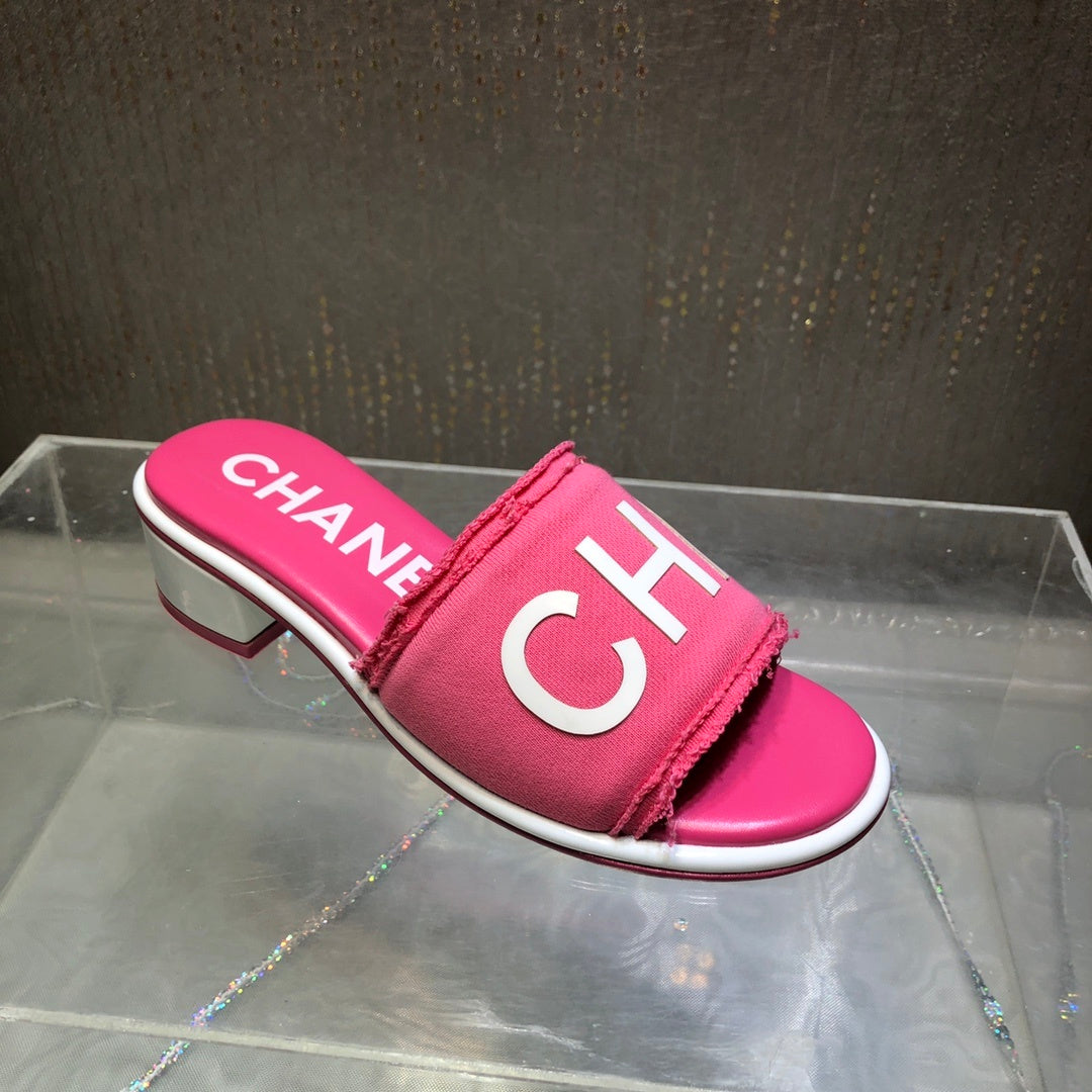 PINK LOGO SLIDES