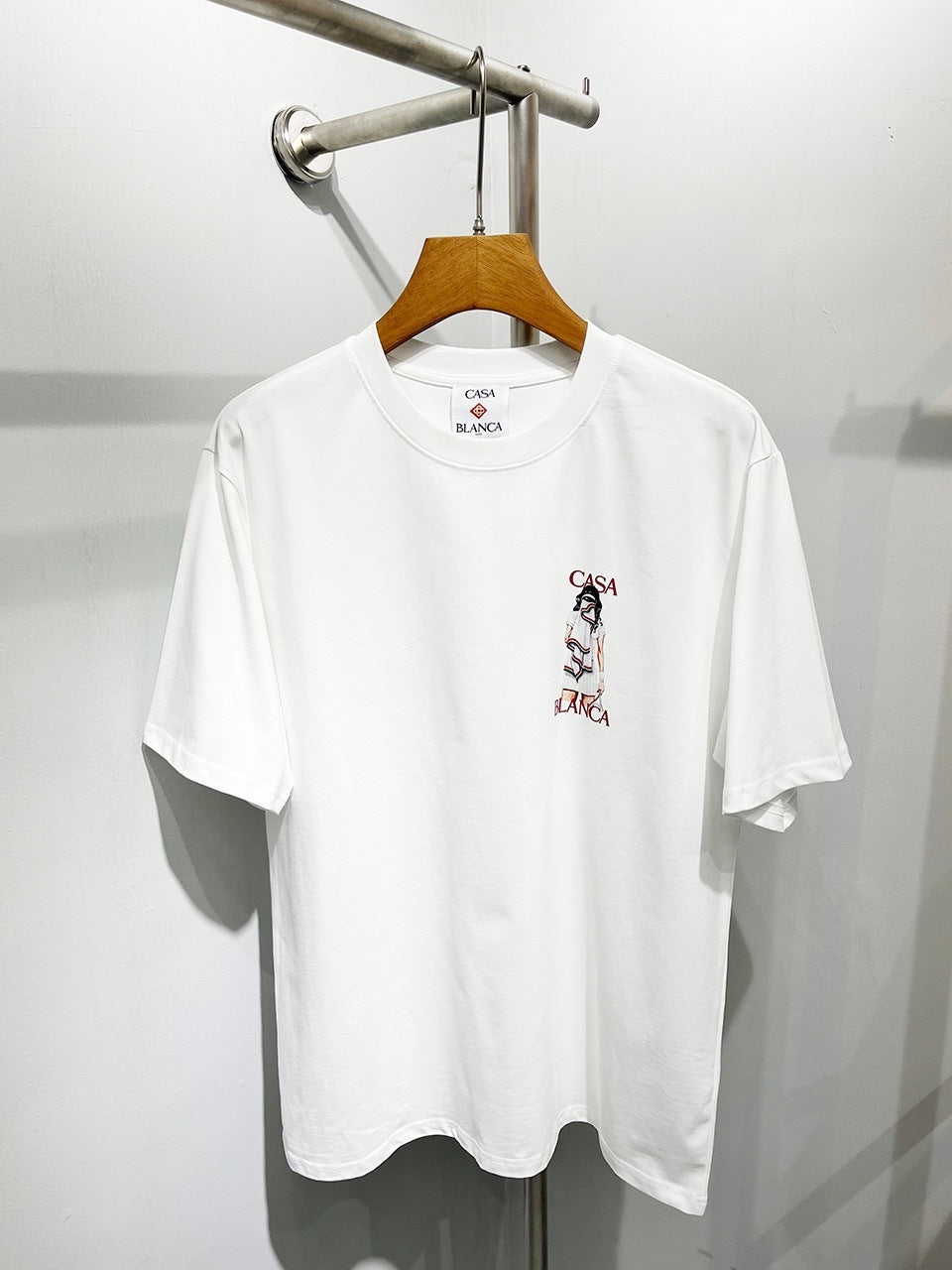 BACK GRAPHIC PRINT T-SHIRT