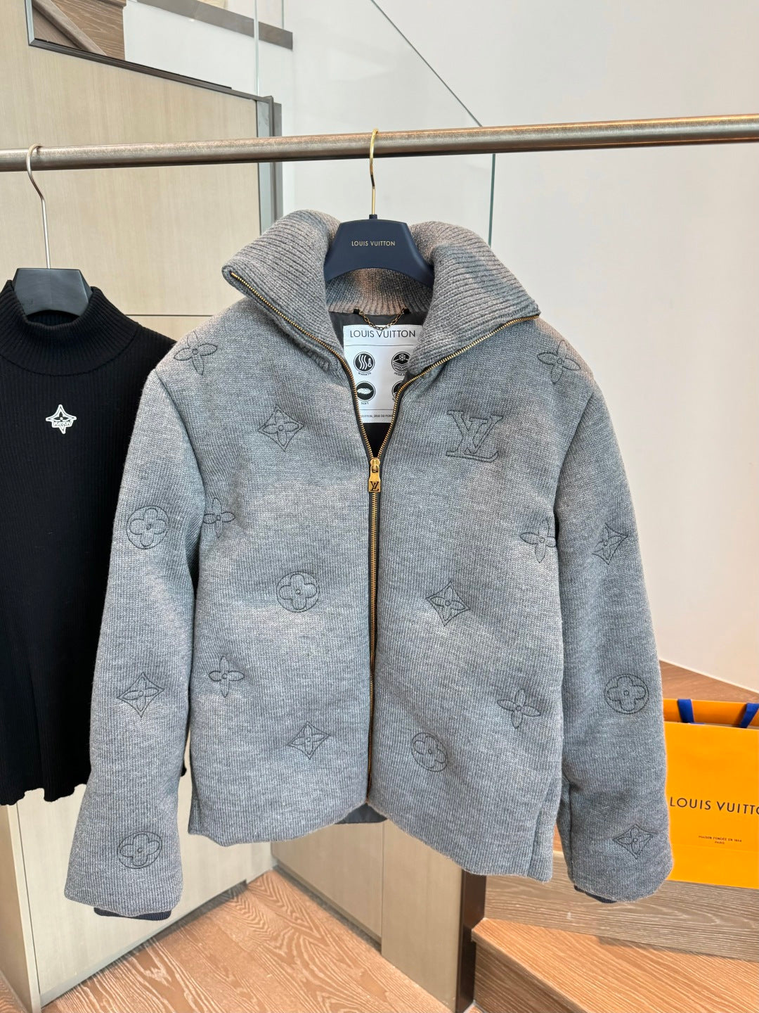 KNIT ZIP-UP JACKET WITH EMBOSSED PATTERN