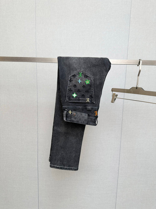 BLACK DENIM JEANS WITH EMBROIDERED BACK POCKET DETAILS