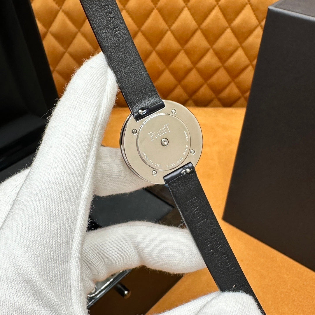 ELEGANT DIAMOND DIAL LEATHER WATCH
