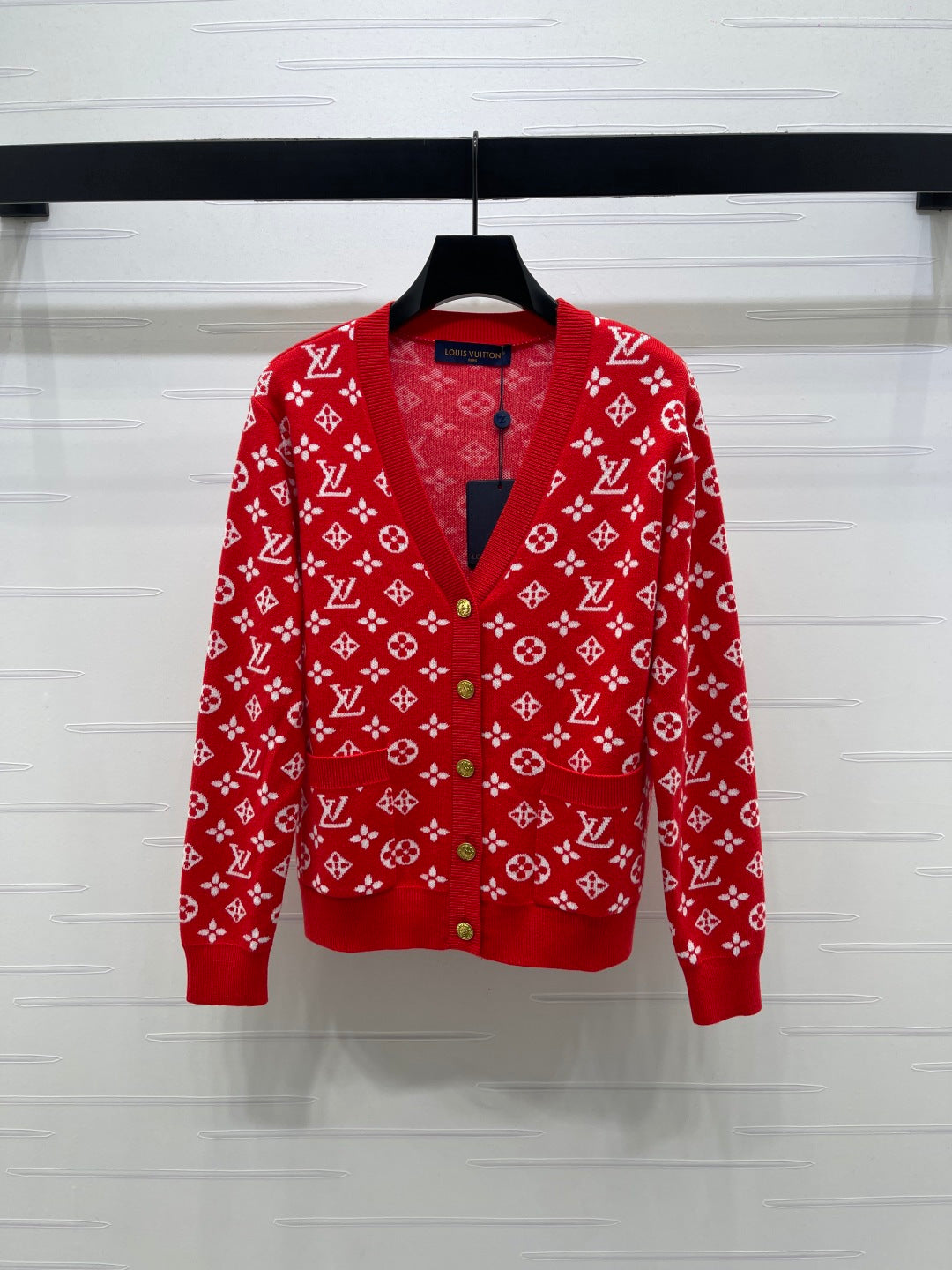 PATTERNED V-NECK BUTTON-UP KNIT CARDIGAN