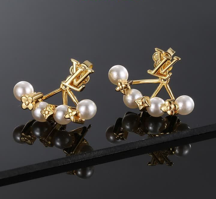 GOLD-TONE PEARL ACCENT LETTER DROP EARRINGS