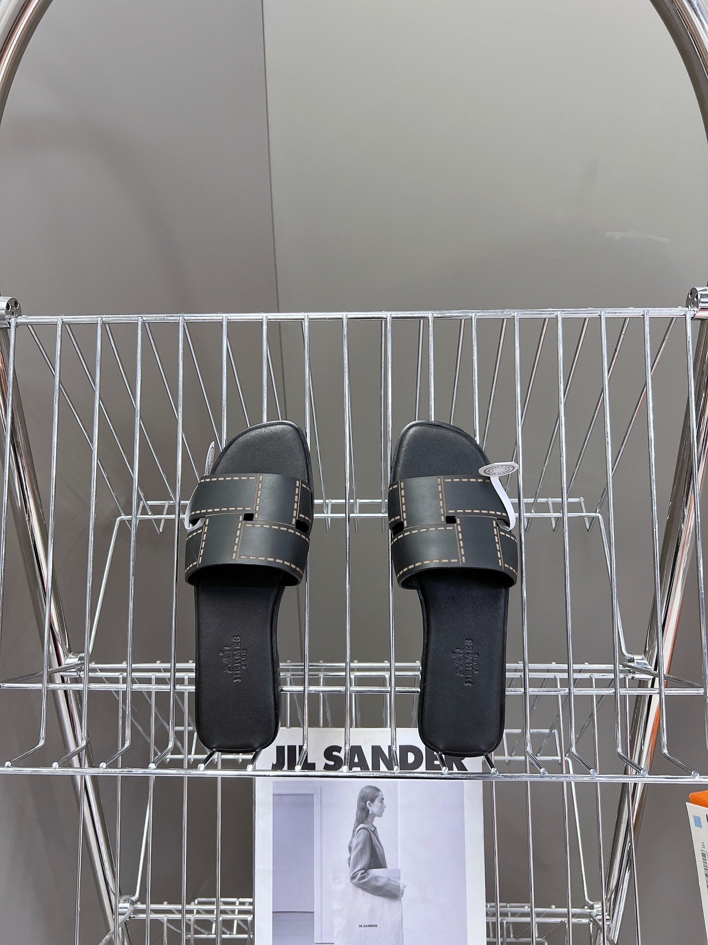 BLACK STITCHED SLIDE SANDALS