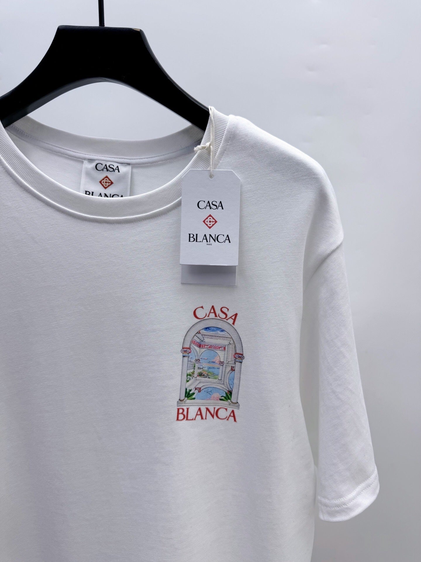 ARCH GRAPHIC T-SHIRT