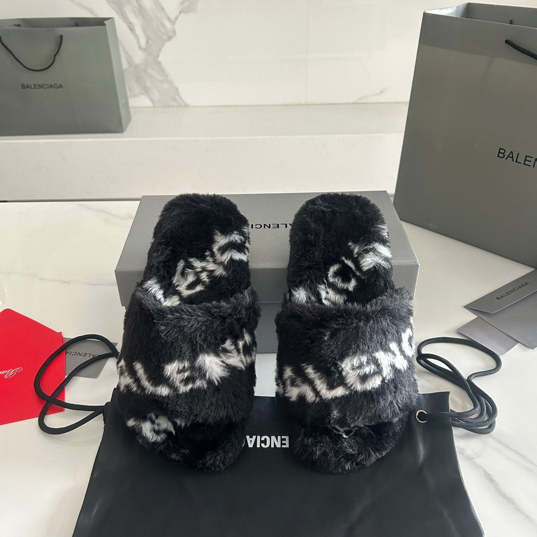 BLACK FAUX FUR LOGO SLIDE SANDALS