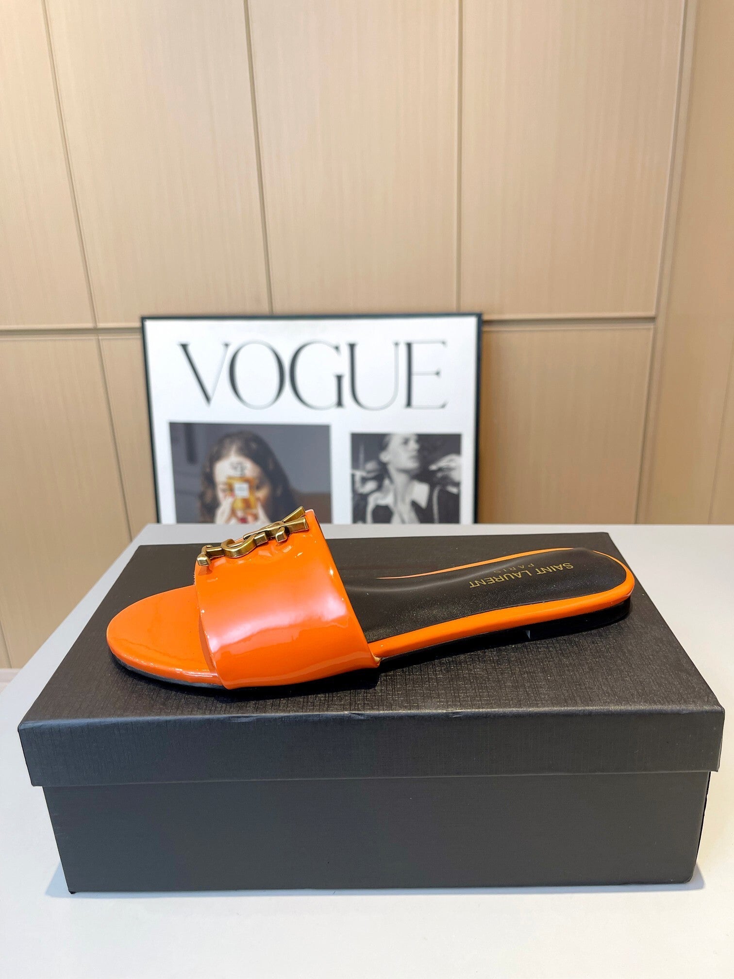 ORANGE PATENT SLIDE SANDALS