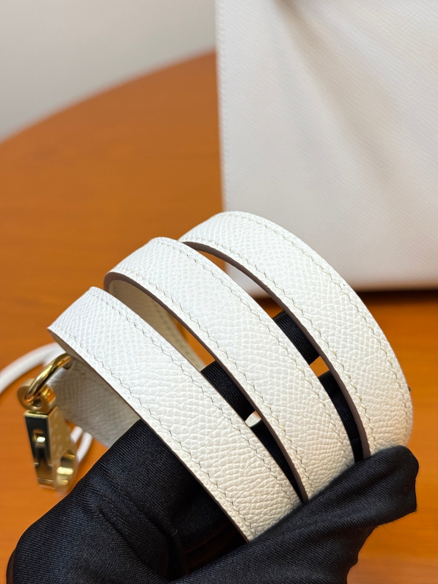 SNOW WHITE MINI LUXURY TOP HANDLE BAG