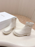 WHITE LEATHER ANKLE BOOTS WITH LUG SOLE