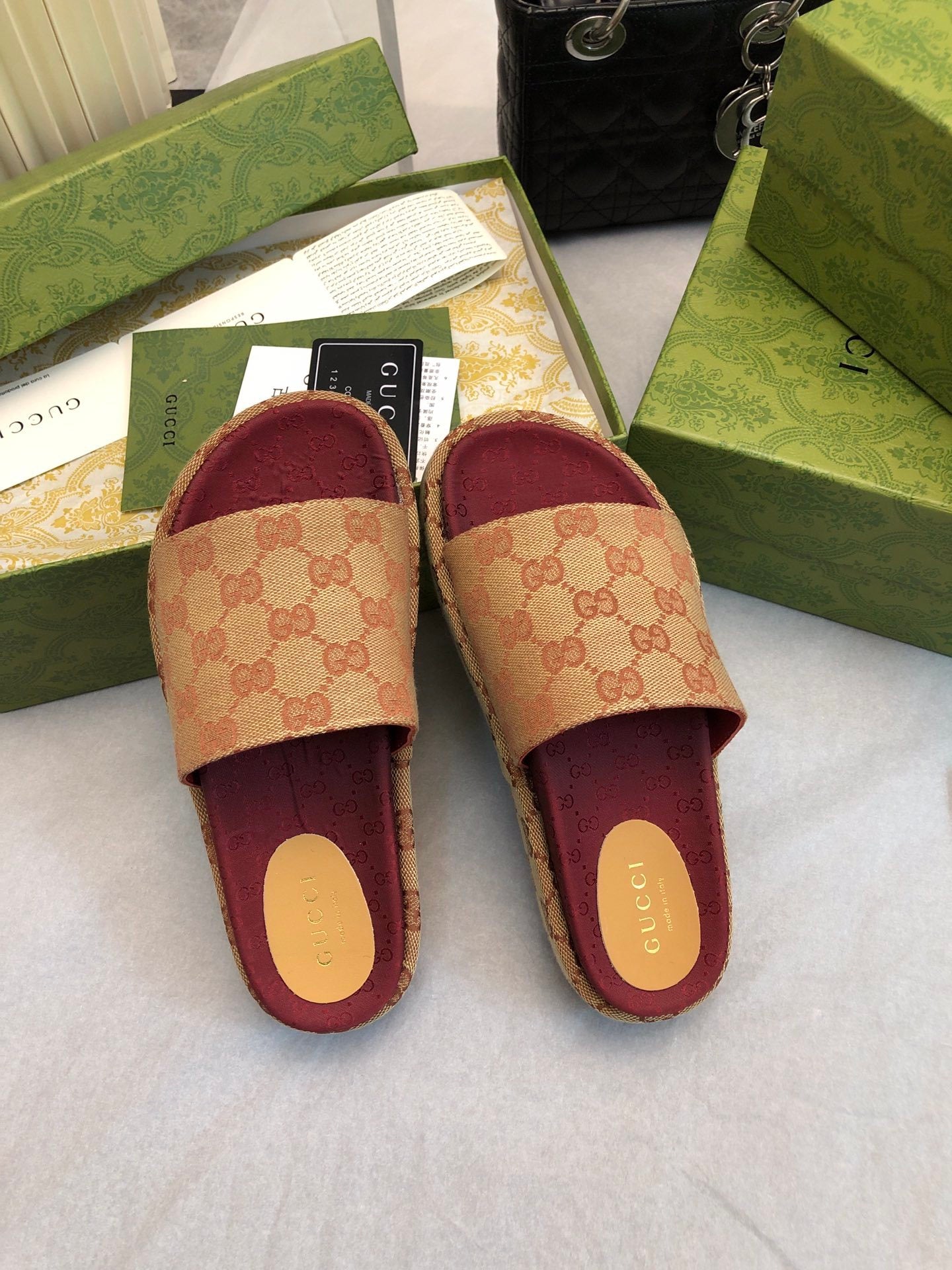 BEIGE & BURGUNDY MONOGRAM PLATFORM SLIDES