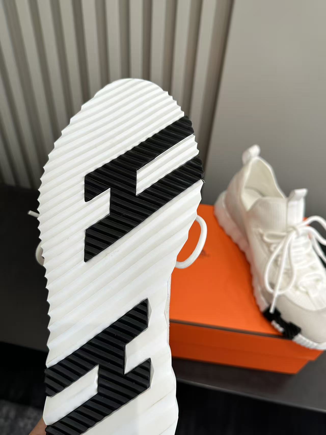 WHITE TECH-KNIT SNEAKERS WITH SUEDE DETAILS & SCULPTED SOLE