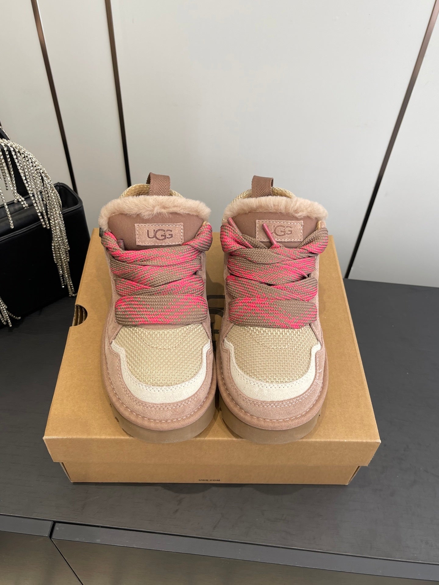 COZY PLATFORM SNEAKERS