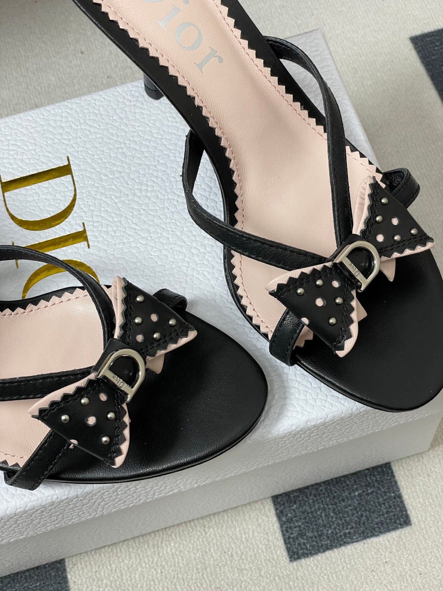 BLACK BOW DETAIL STRAP STILETTO SANDALS