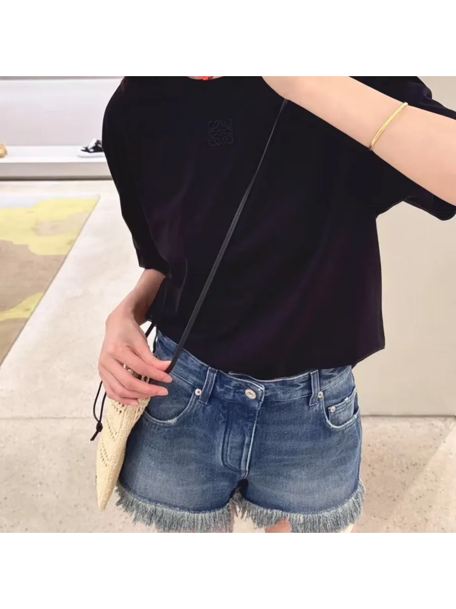 DISTRESSED DENIM FRAYED HEM SHORTS