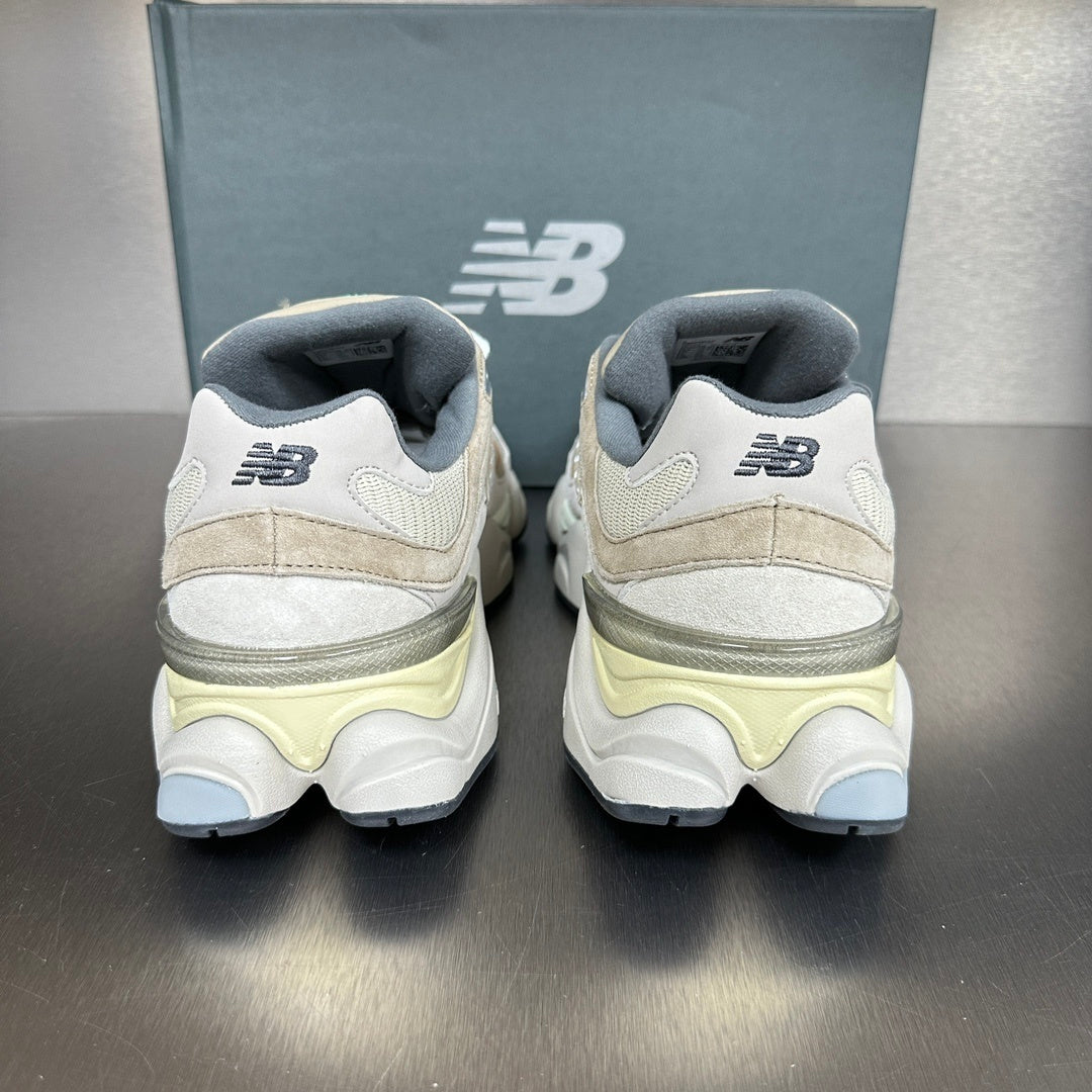 RETRO-INSPIRED COMFORT SNEAKERS WITH LAYERED DESIGN