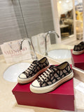 BROWN MONOGRAM LOW-TOP SNEAKERS