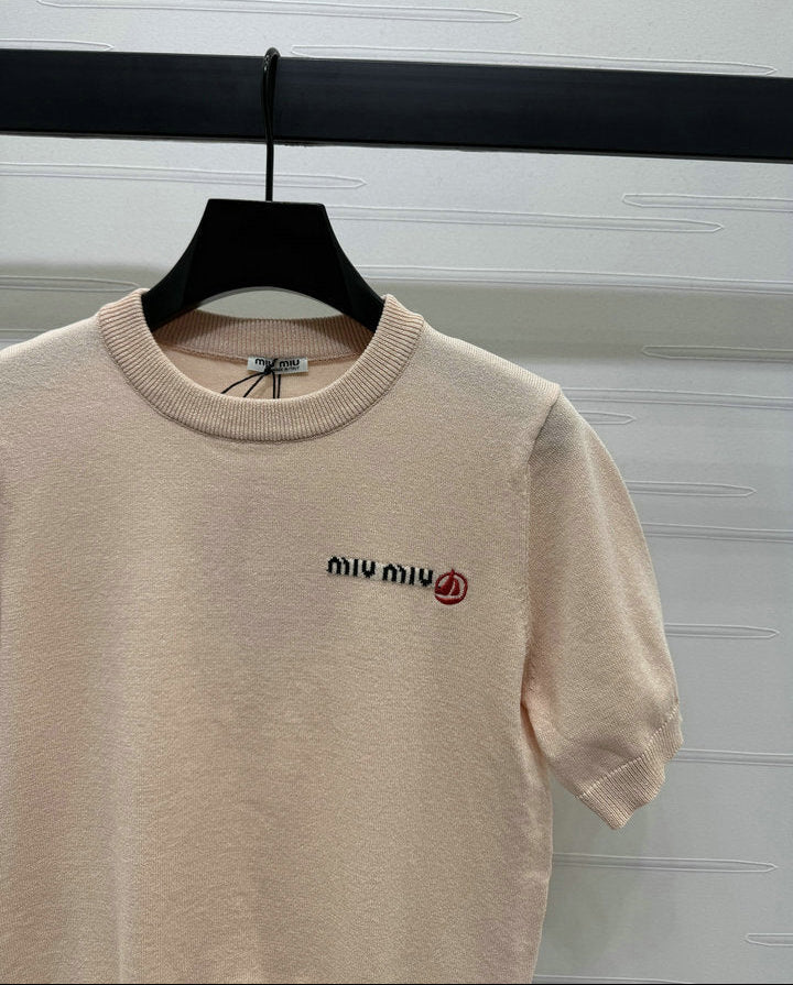 SOFT KNIT LOGO SHORT-SLEEVE SWEATER