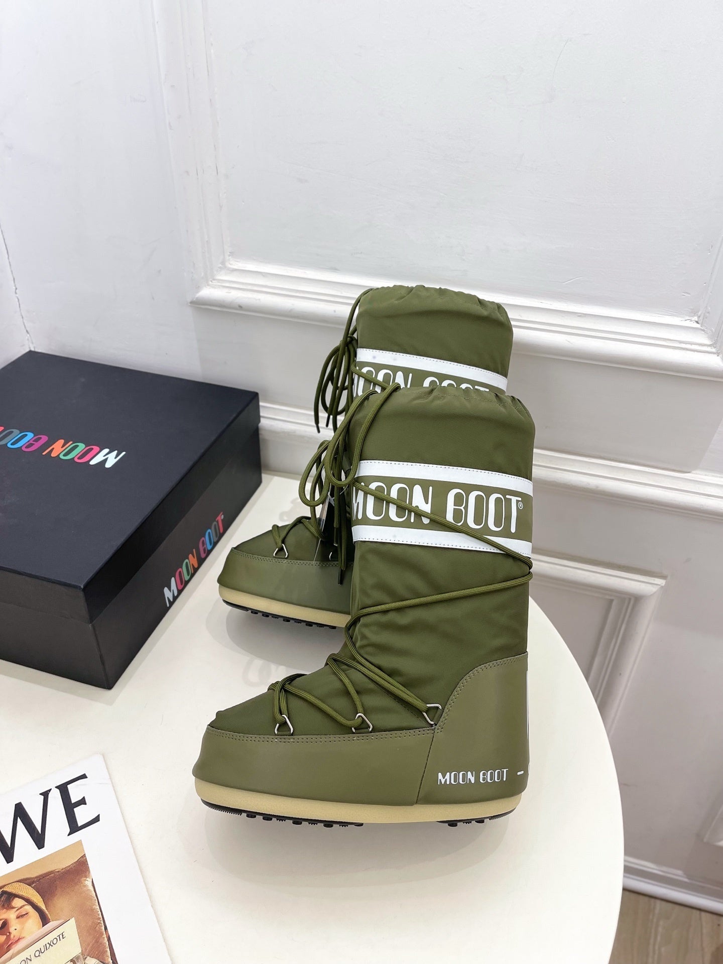 OLIVE PADDED LACE-UP WINTER BOOTS