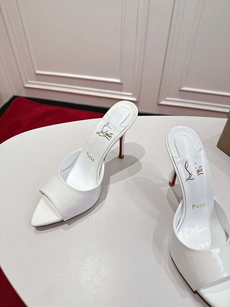 WHITE OPEN-TOE MULE HEELS