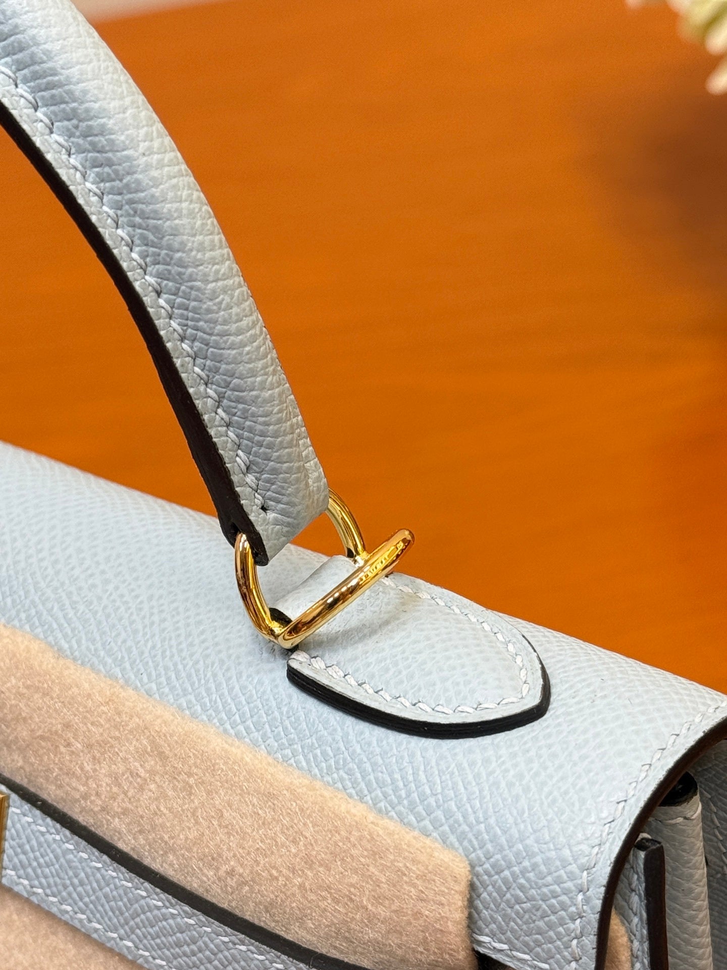 POWDER BLUE ELEGANCE TOP HANDLE BAG