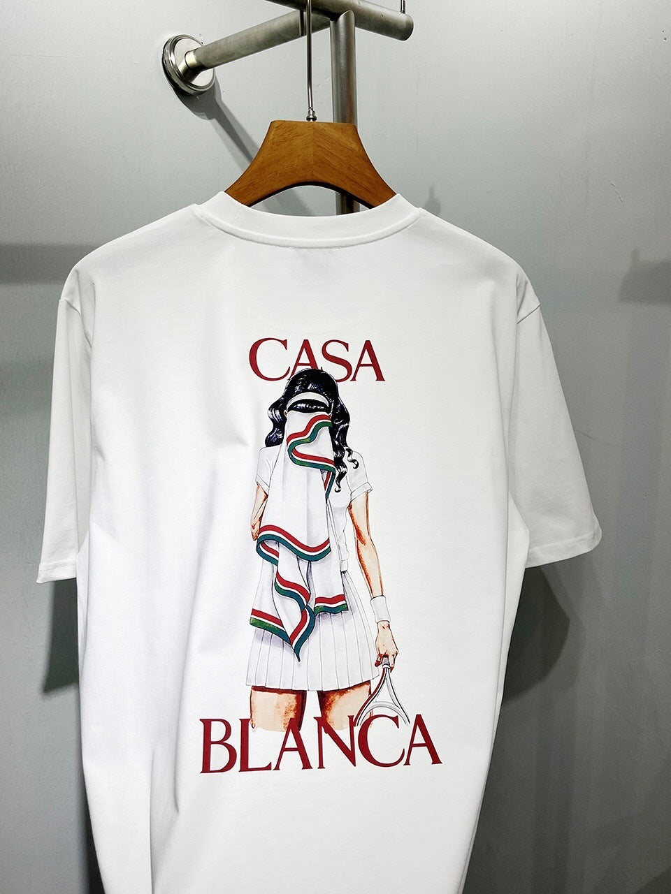 BACK GRAPHIC PRINT T-SHIRT