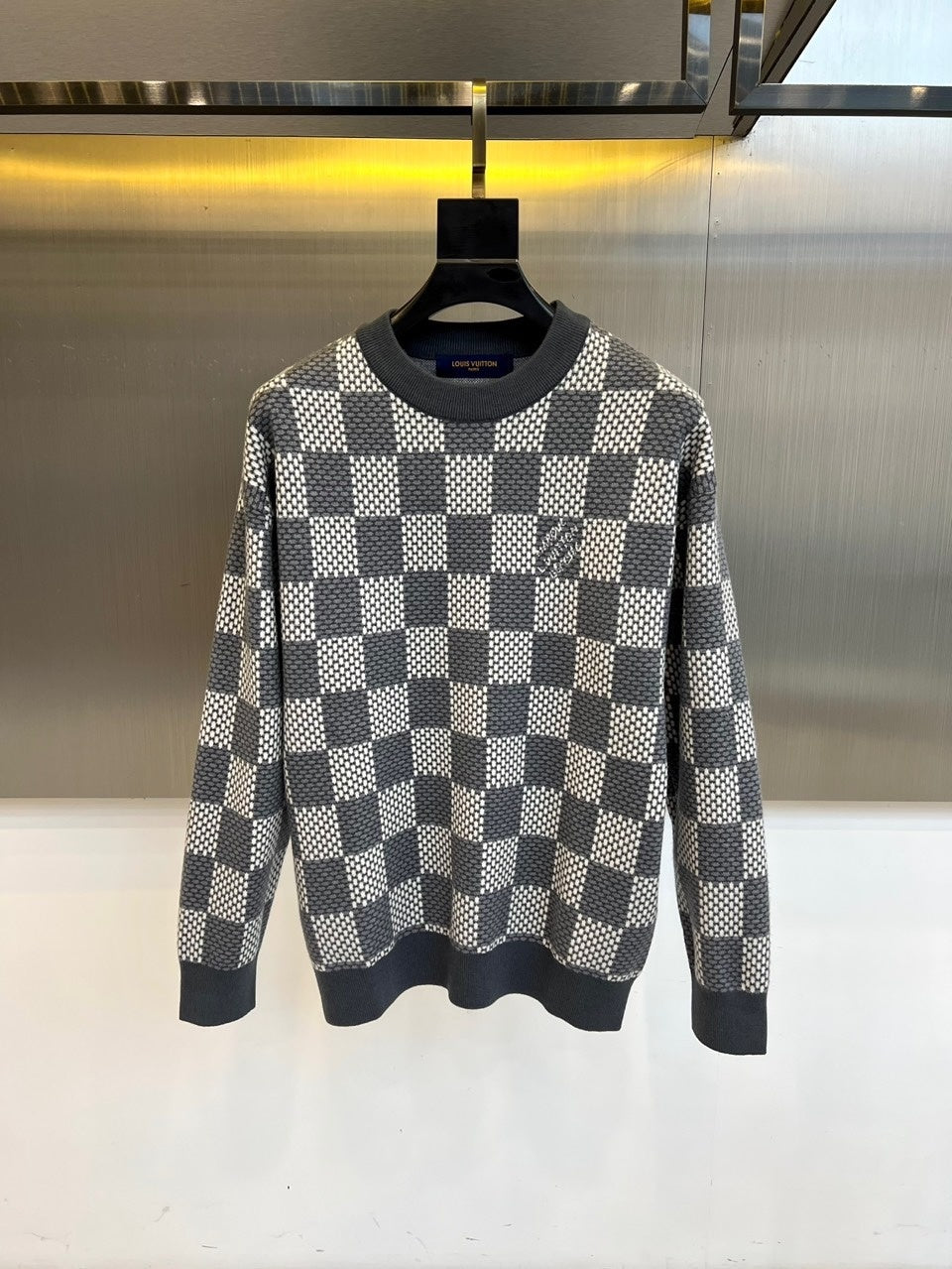 CHECKERED JACQUARD KNIT SWEATER