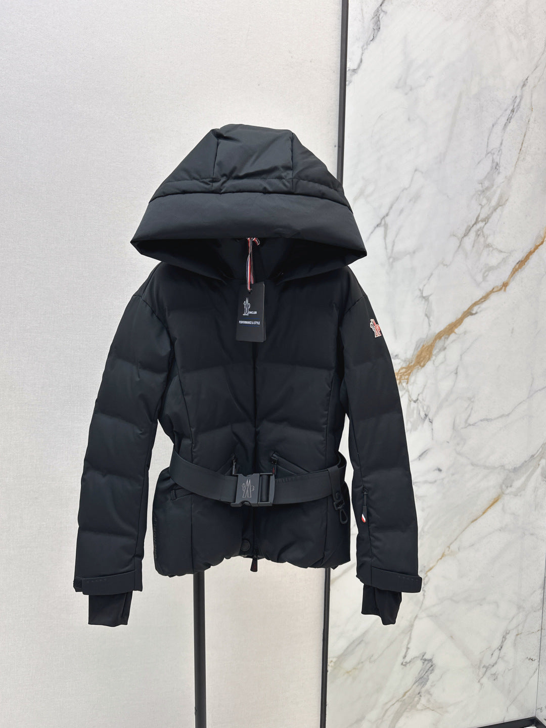 BELTED HOODED PERFORMANCE PUFFER JACKET