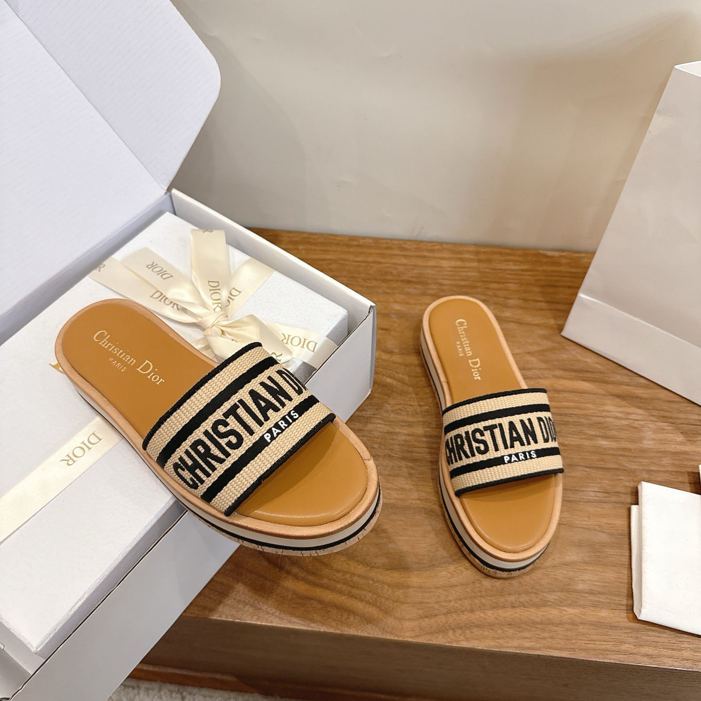 BLACK & BEIGE LOGO STRAP PLATFORM SLIDE SANDALS