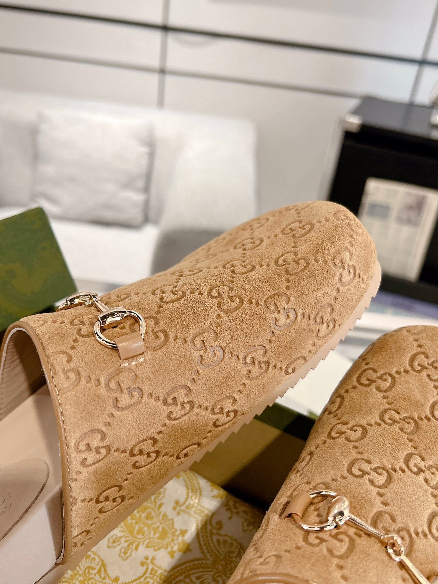 BEIGE EMBOSSED MULE SLIDES