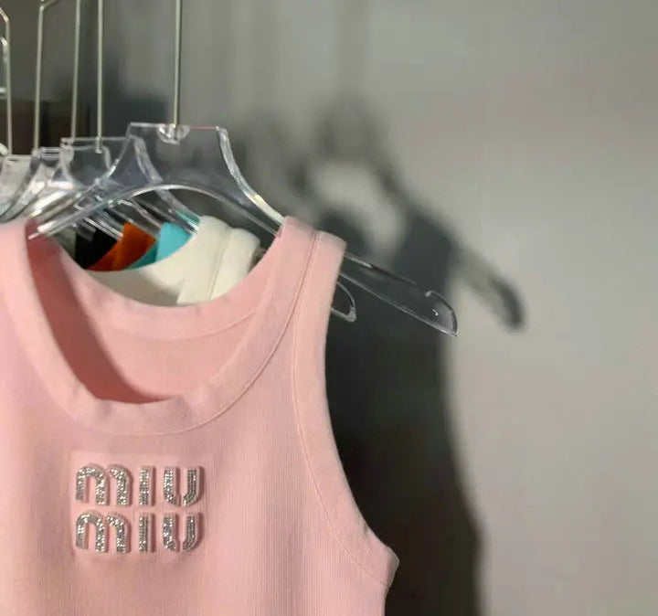EMBELLISHED LOGO RIBBED CROP TANK